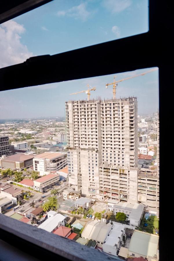 2 Bedroom Condo @ Midpoint Residences W/ City View 만다웨 시 외부 사진