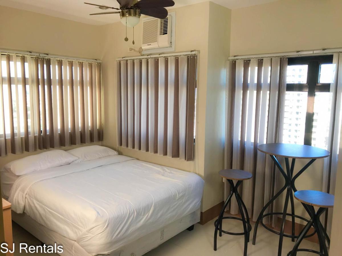 2 Bedroom Condo @ Midpoint Residences W/ City View 만다웨 시 외부 사진